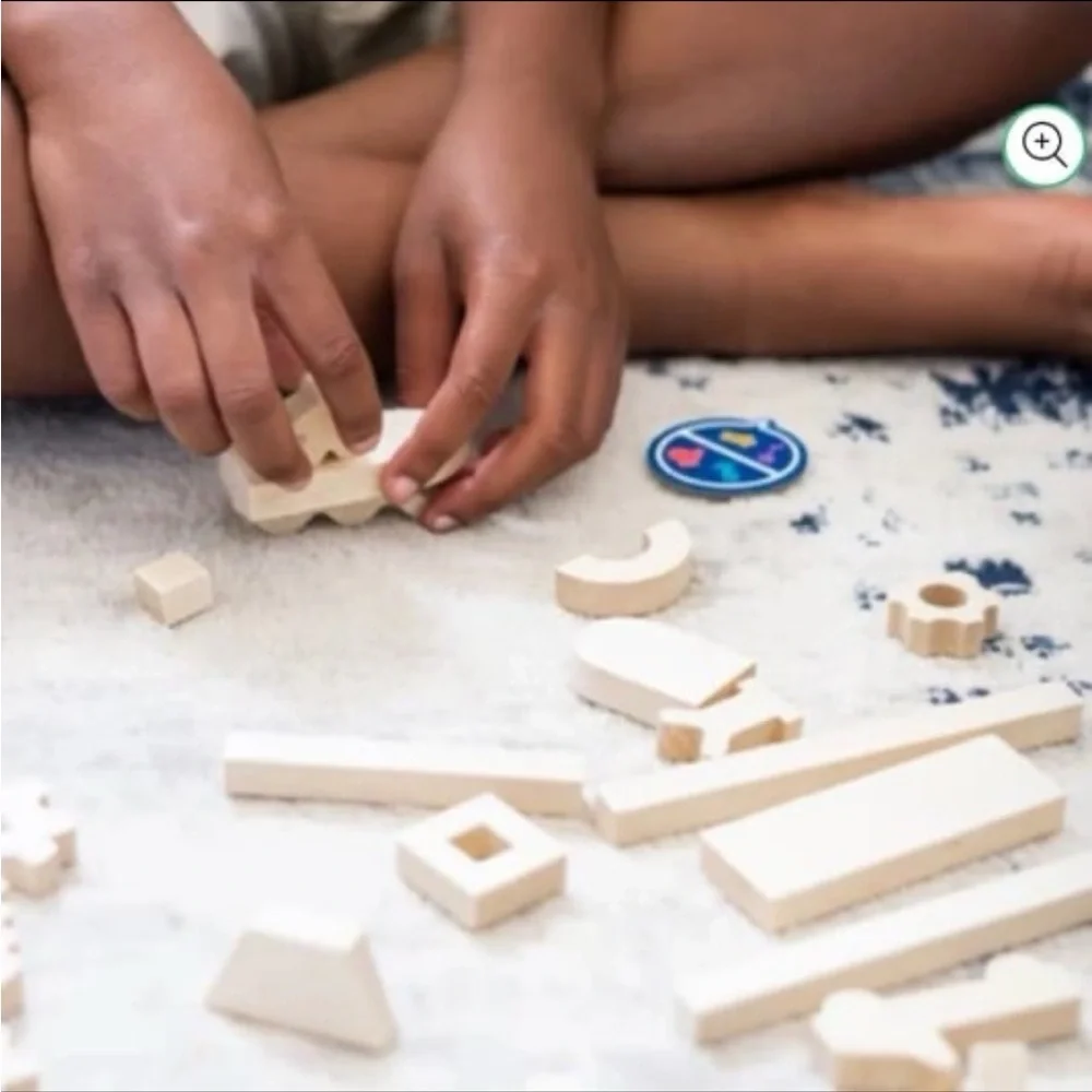 SimplyFun Asymbol Educational Game Pictionary Creativity Imagination Building